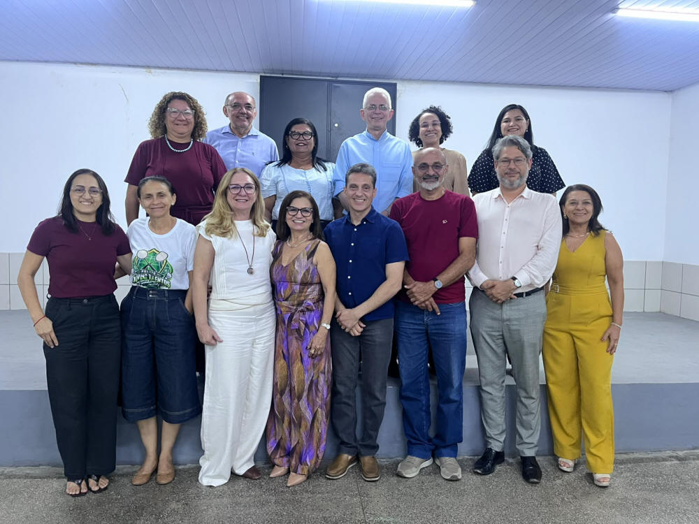 Reunião institucional na sede do CEE-PI